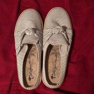 Margaritaville canvas sailor slip on striped‎ mule sneakers size 8